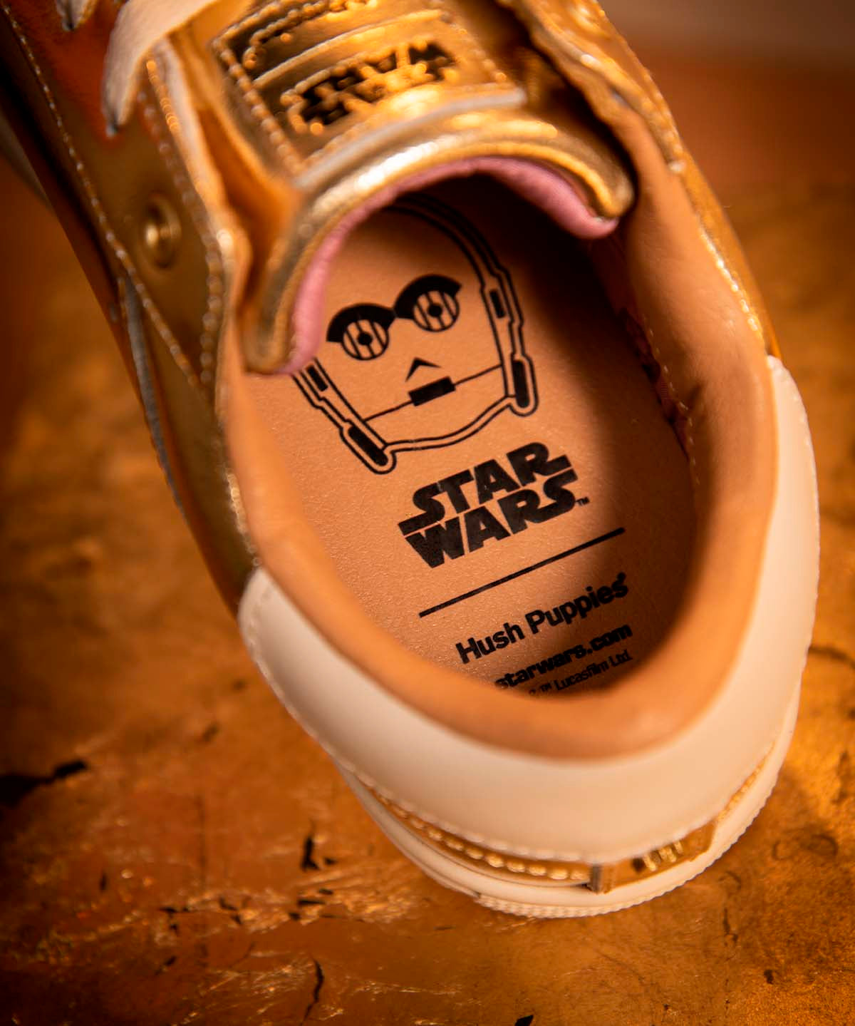 Zapatilla Niña C-3PO Metalizado