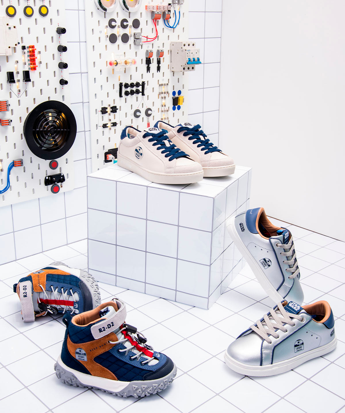 Zapatilla Niño R2-D2 SNEAKER Metalizado
