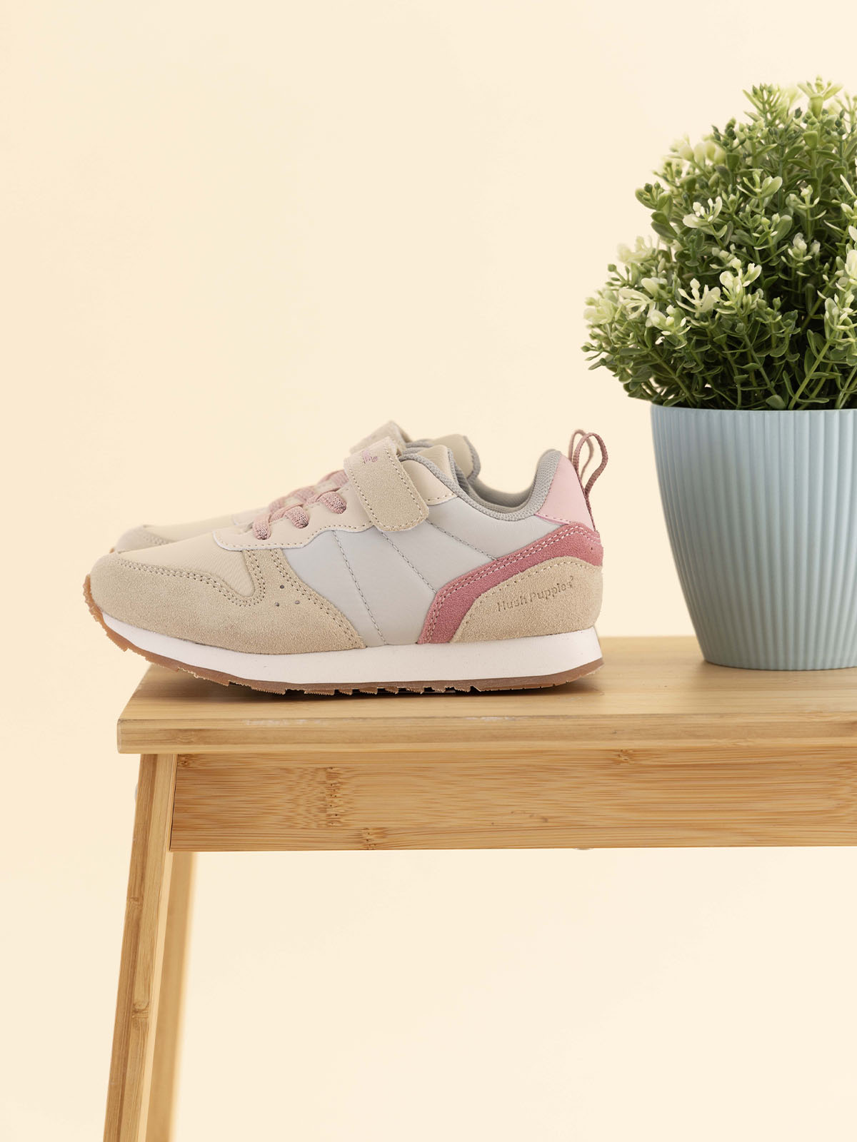 Zapatilla Niña Janet-K-VL Beige