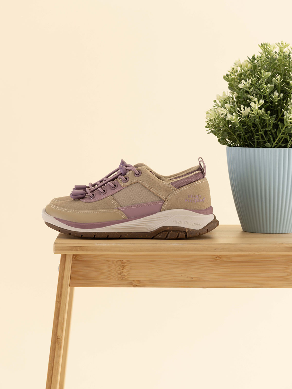 Zapatilla Cuero Niña Irving Beige